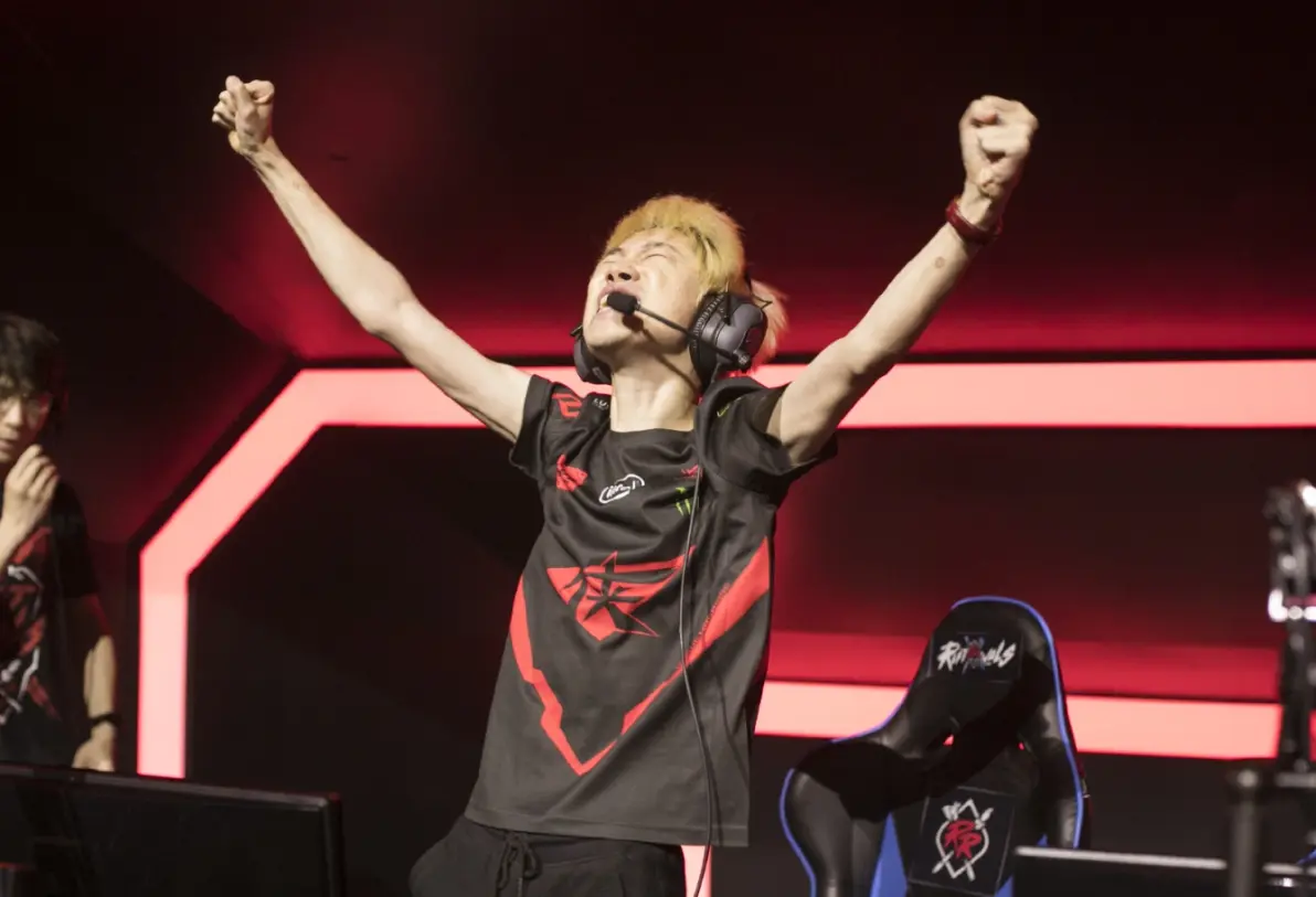 一号娱乐Doinb巅峰对决，西亚卡姆与70激战加拿大队分钟，爆冷胜负难料！的简单介绍